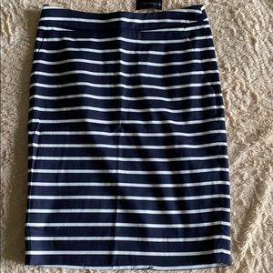 The Limited Pencil Skirt size 0 NWT